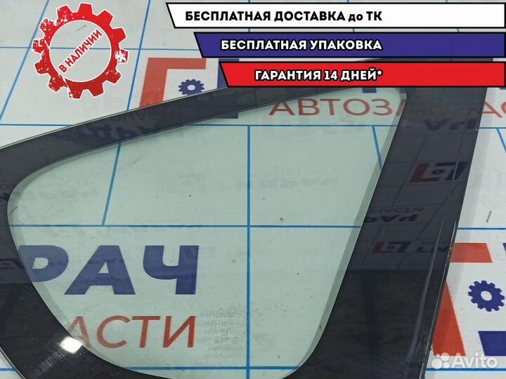 Стекло кузовное глухое правое Subaru Impreza (G12)