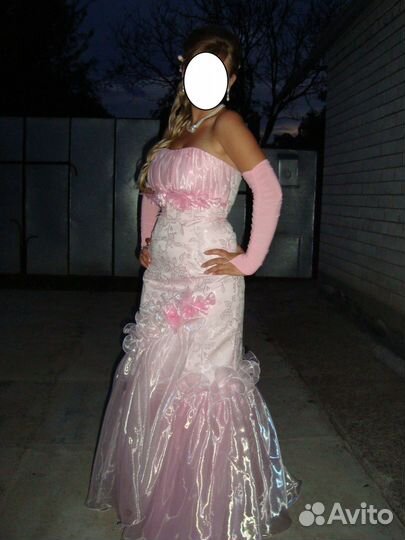 Вечернее платье