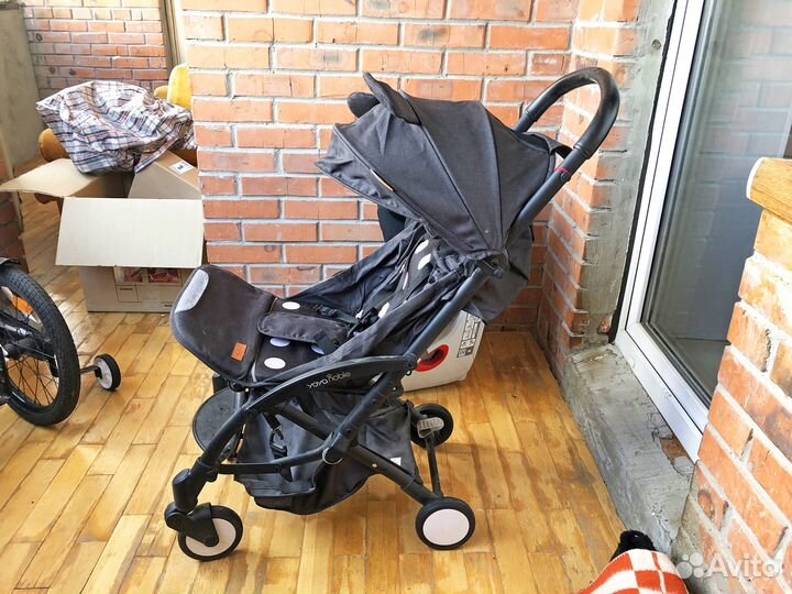 Прогулочная коляска Yoyanoble