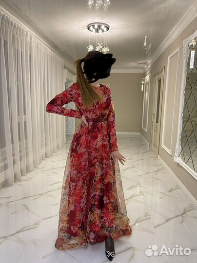 Вечернее платье