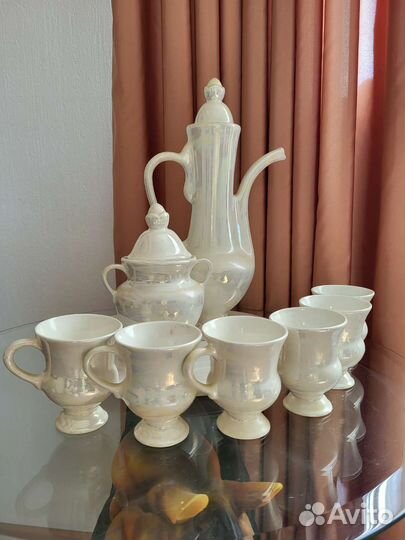 Кофейный фарфоровый сервиз