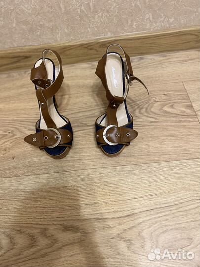 Туфли женские Mario