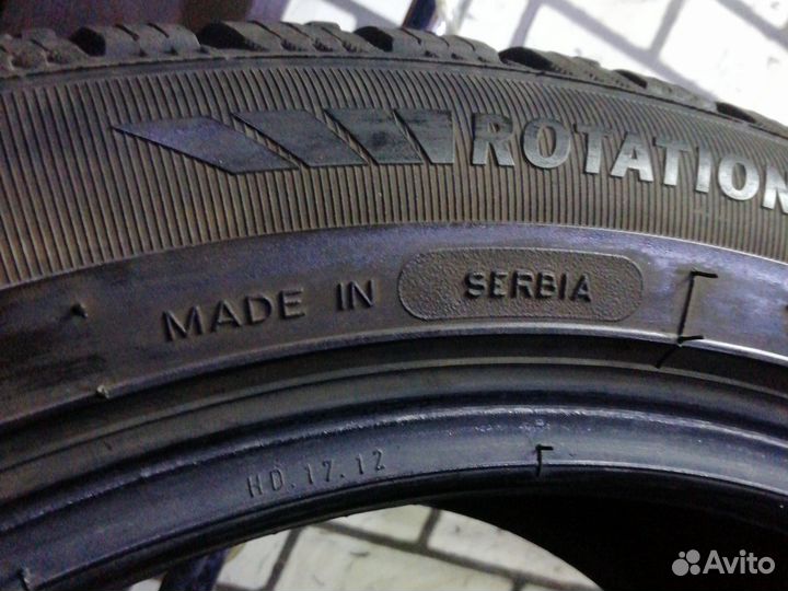 Kormoran Snow 215/50 R17 95V