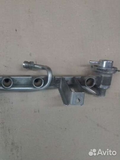 Топливная рампа Фольксваген Пассат б5