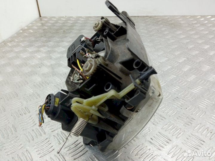 Фара Volkswagen Polo (1994-2002)