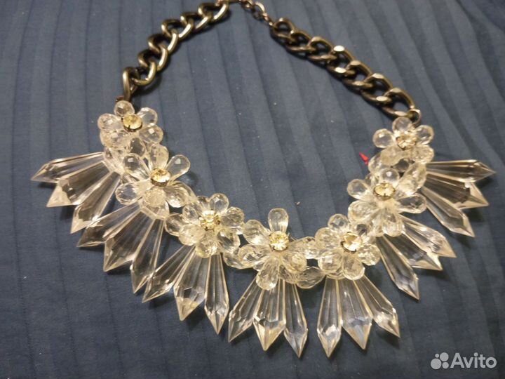 Красивые колье, бужетерия