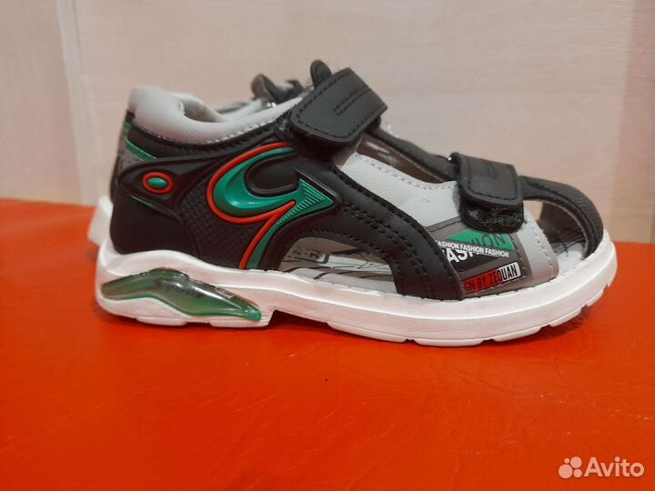 Обувь на мальчика