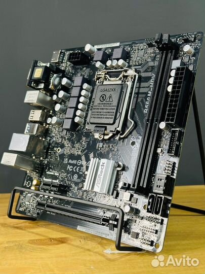 Материнская плата ASRock LGA1200