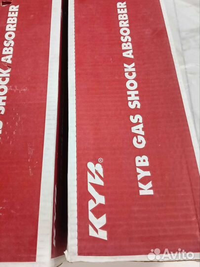 Стойки kyb