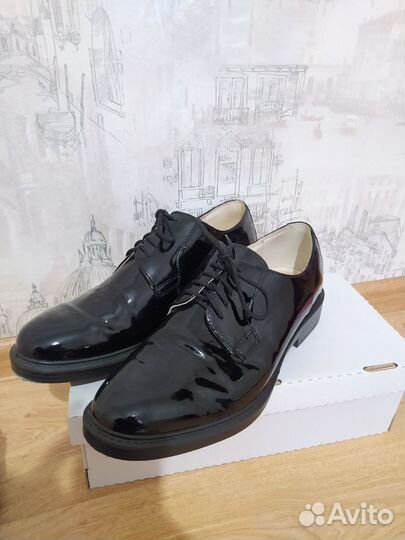 Лабутены военные 42