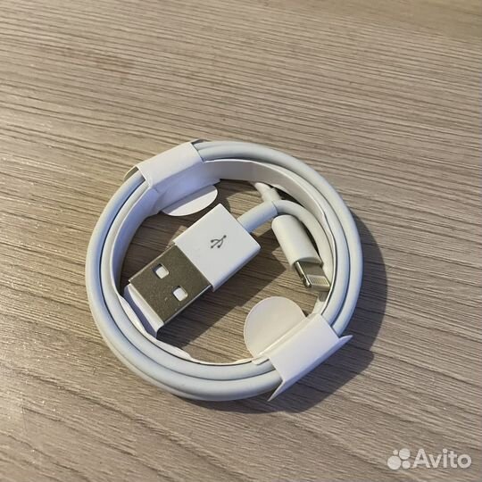 Провод на iPhone usb