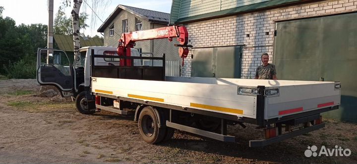 Isuzu NQR75 с КМУ, 2010