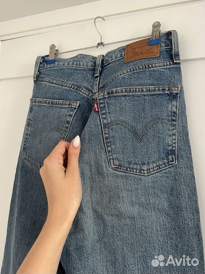 Джинсы levis