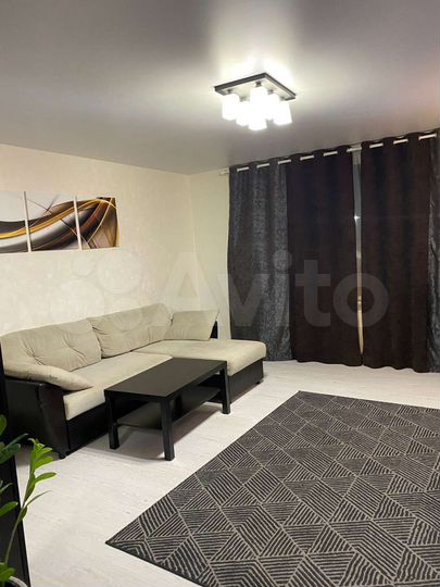 2-к. квартира, 56 м², 1/5 эт.