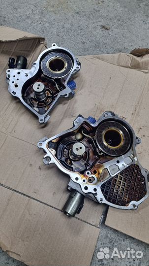 Крышки распредвалов vq35hr (левая и правая) обе