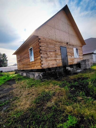 Дом 64 м² на участке 5 сот.