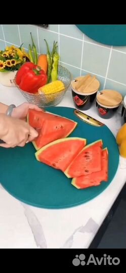 Кухонная доска с поставкой