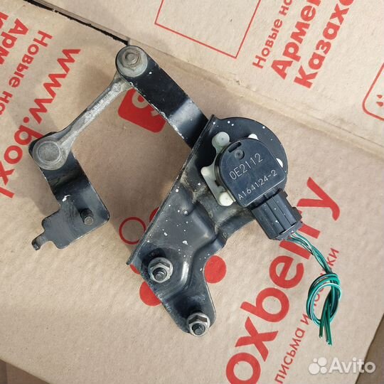 Датчик высоты дорожного просвета Subaru