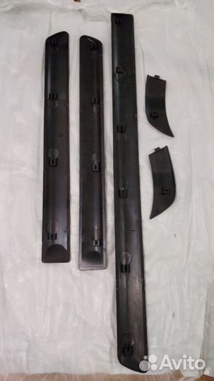 Молдинги на ваз 2114-2115 окрашенные в цвет 
