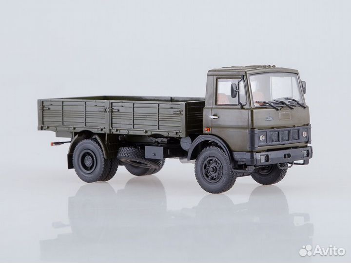 Маз-5337 бортовой (ранняя кабина, хаки), 1987 г