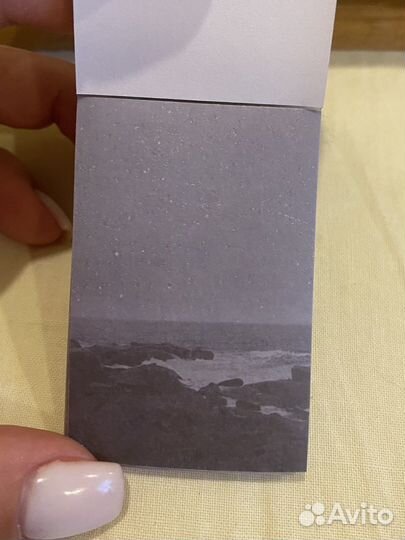 Наклейки в тёмных тонах