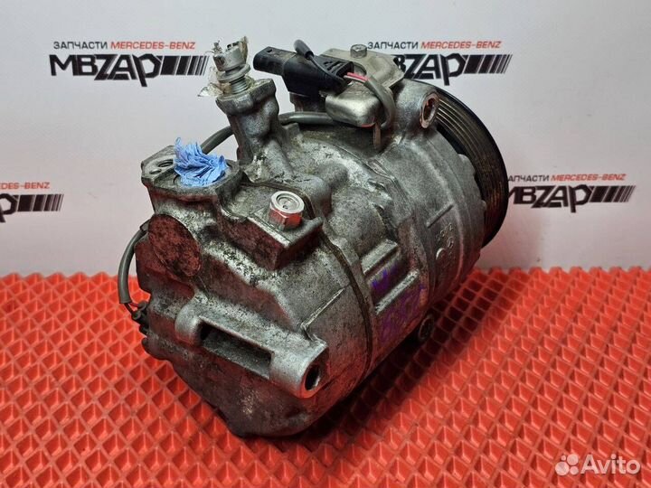 Компрессор кондиционера Mercedes W447
