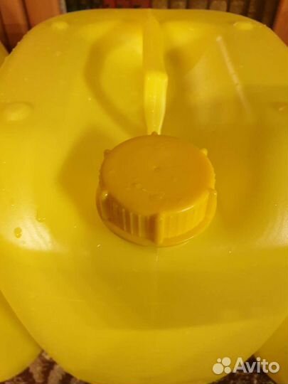 Канистры пластиковые 30 литров