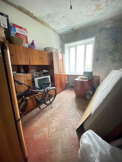 Комната 35 м² в 2-к., 6/6 эт.