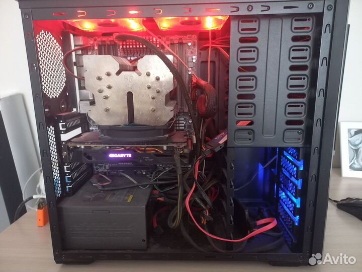 Intel core i7 4820k, rx 580 8gb