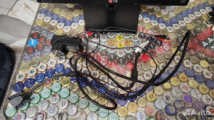 Монитор LG 19