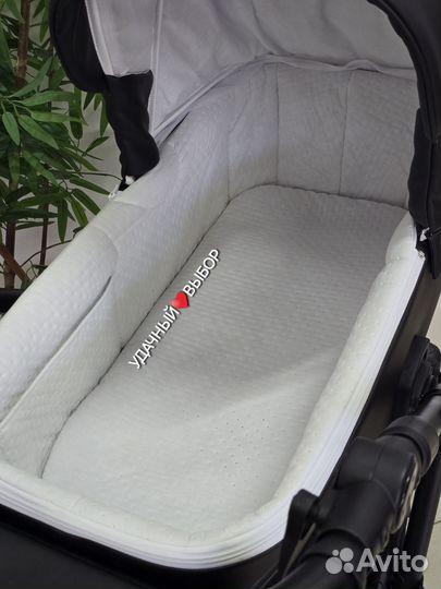 Коляска 3в1 Indigo Broco (чёрная эко-кожа)