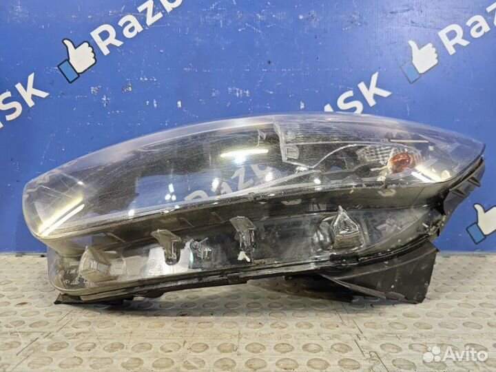 Фара левая Renault Kaptur