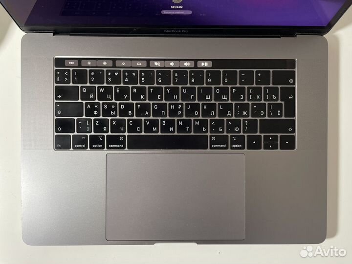 Macbook pro 15 2019 i9 (отличное состояние)