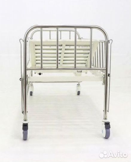 Медицинская кровать функциональная
