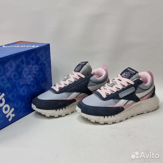 Кроссовки женские Reebok classic