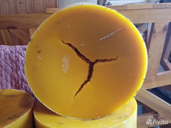 Воск пчелиный