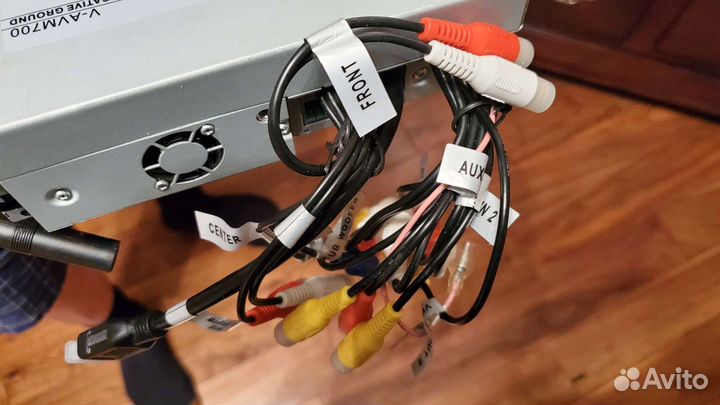 Магнитола Varta AVM 700