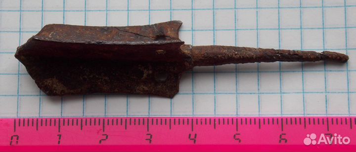 Большие железные наконечники