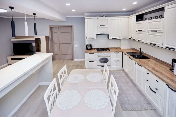 2-к. квартира, 67 м², 5/5 эт.