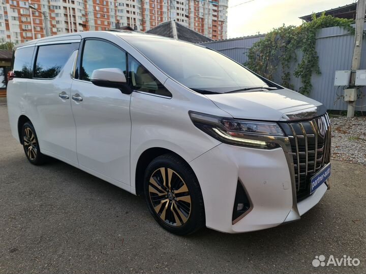 Toyota РјРёРЅРёРІСЌРЅ Alphard 2019