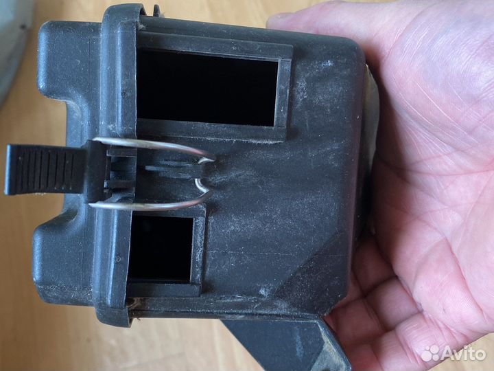 Корпус блока предохранителей Мерседес мл 164