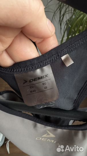 Спортивный топ demix