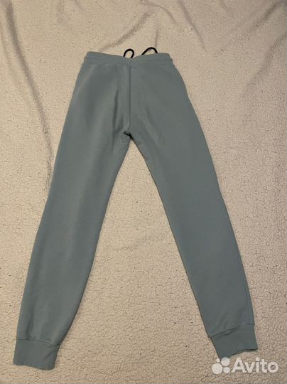 Спортивный костюм женский