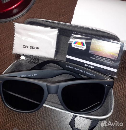 Очки солнцезащитные с футляром и тряпочкой