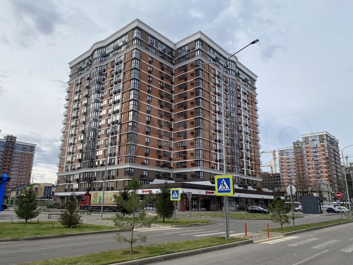 3-к. квартира, 86 м², 10/16 эт.