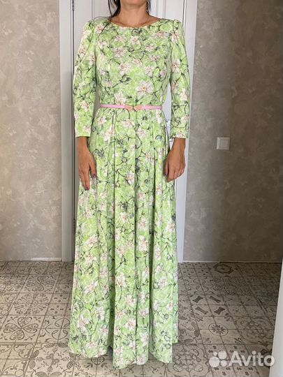 Нарядное платье