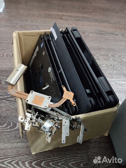 Поддон Sony pcg-71c12v