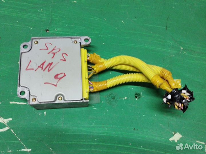 Блок управления SRS Mitsubishi Lancer Cedia CS2A