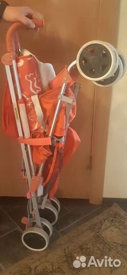 Прогулочная коляска трость