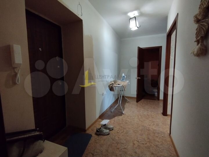 2-к. квартира, 61 м², 8/9 эт.